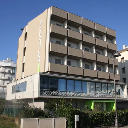 Diplomatic Hotel